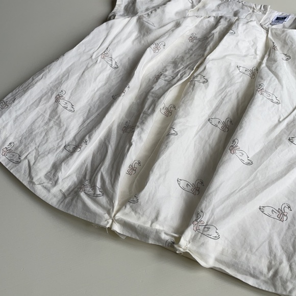 Janie And Jack | White Short Sleeve Swan Blouse | 4 - Picture 5 of 13